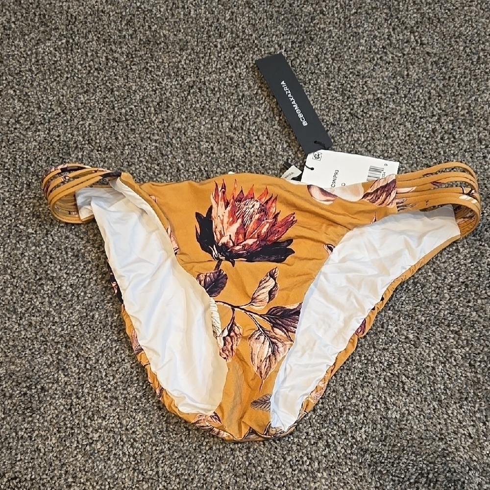 NWT BCBGMaxazria Wome  Floral Bikini Bottom Swim Sz 4